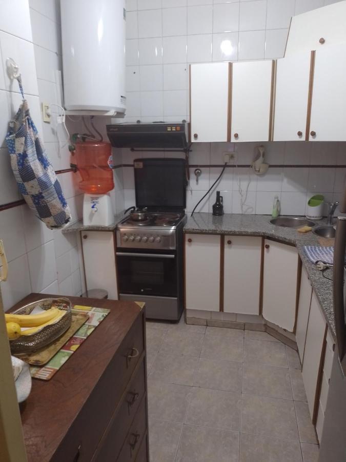 Privadas Doble Y Single Con Bano Compartido En Casa Familiar Hospedagem domiciliar *